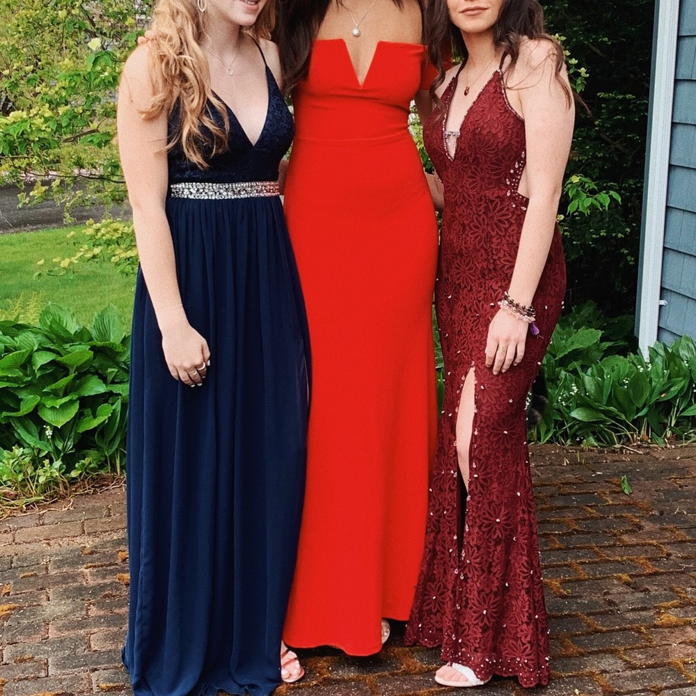Red Lulus Prom Dress - Picture 2 of 2